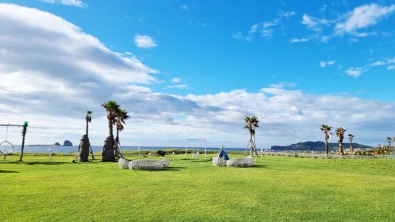 Sun And Moon Resort Seogwipo Zewnętrze zdjęcie